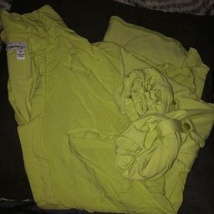 Speechless lime green top